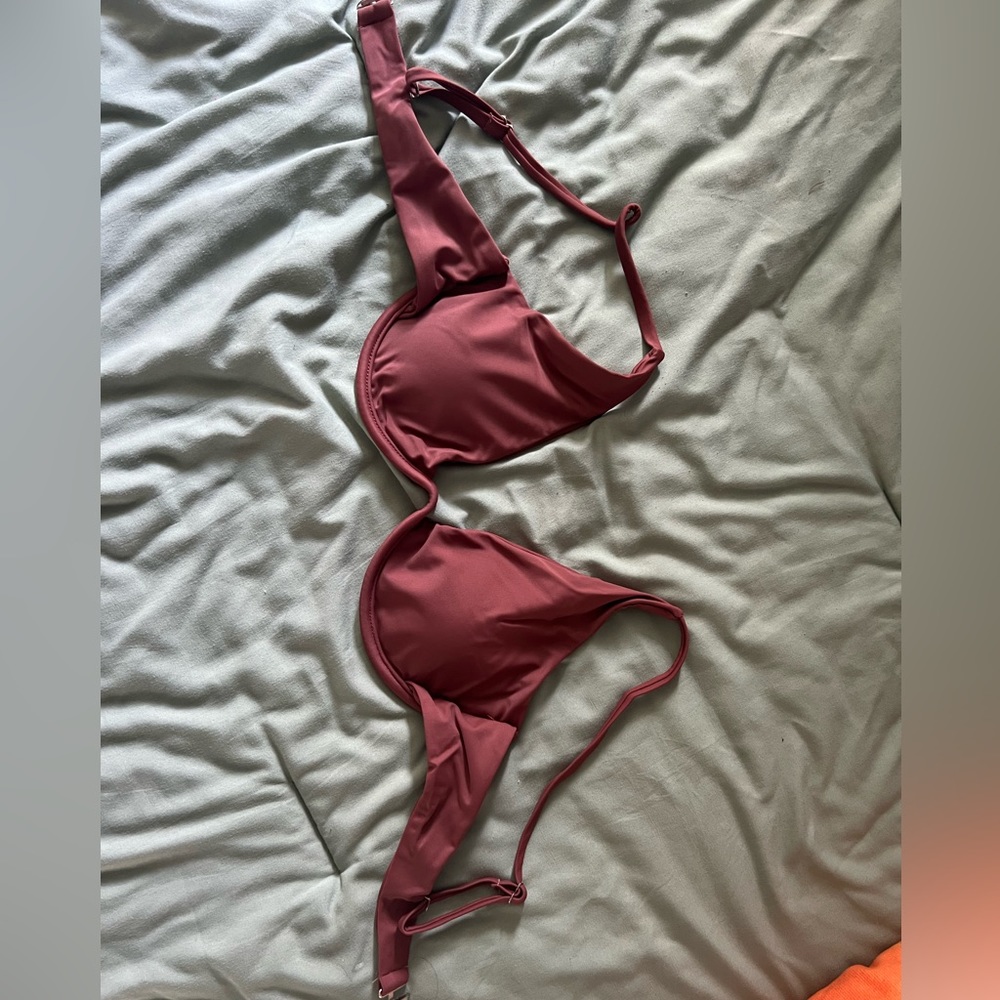 Mauve bikini top